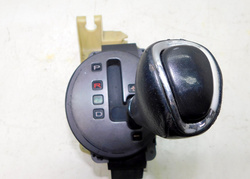 HYUNDAI COUPE TIBURON II 2.7 07r LEWAREK WYBIERAK BIEGÓW AUTOMAT 