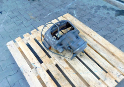 MB ACTROS MP3 MP2 ZACISK HAMULCOWY PRAWY PRZÓD