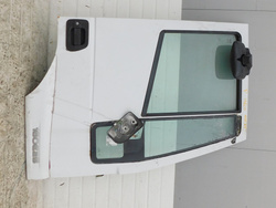 IVECO EUROCARGO 160E25 02-08 DRZWI PRAWE