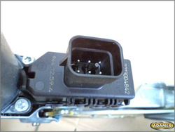 OPEL ASTRA III H 2005r PODNOŚNIK SZYBY PRAWY PRZÓD