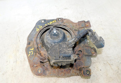 MITSUBISHI CANTER 3.3 TD 95r LAMPA REFLEKTOR PRAWY PRZÓD