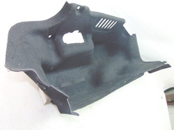 JAGUAR XF 2.7D 08r SEDAN TAPICERKA BAGAŻNIKA LEWA