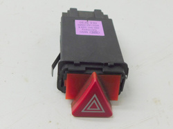 AUDI A6 C5 1.8T 98r PRZEŁĄCZNIK WŁĄCZNIK PRZYCISK AWARYJNYCH 4B0941509K 