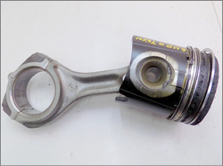 IVECO EuroTech 440KM 2001r - TŁOK Z KORBOWODEM