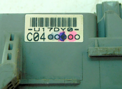 HONDA CIVIC VII 1.4 02r SKRZYNKA BEZPIECZNIKÓW 3820A-S6A-G102