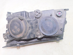 VW PASSAT B5 1.9 TDI LAMPA REFLEKTOR PRAWY PRZÓD