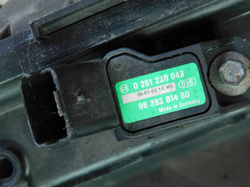 CITROEN C4 I 1.6 16V 06r KOLEKTOR SSĄCY + CZUJNIK