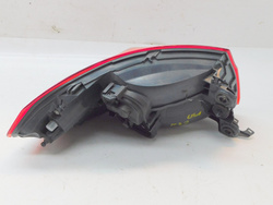 BMW 4 F32 2014r PRZEDLIFT LAMPA PRAWY TYŁ Z BŁOTNIKA USA 7296100