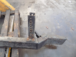 VOLVO FL 220 2005r BELKA POD ZDERZAK