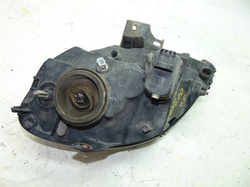 RENAULT KANGOO 1.5DCI 05r LAMPA PRZÓD PRAWY LIFT