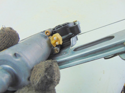 MERCEDES W168 99r PODNOŚNIK MECHANIZM PRZÓD LEWY