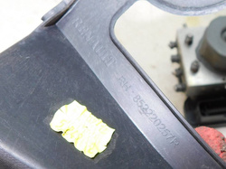 RENAULT CAPTUR I 2005r SLIZG ZDERZAKA PRAWY TYŁ