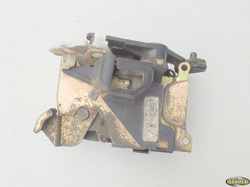 MAZDA PREMACY I LIFT 02r - ZAMEK DRZWI PRAWY TYŁ