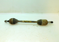 MERCEDES ML W163 2.7CDI 00r PÓŁOŚ PRAWY TYŁ