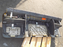 VOLVO FH12 CHIŃCZYK 04r SCHOWEK GÓRNY PÓŁKA 