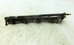 FORD FIESTA MK4 1.2 98r LISTWA WTRYSKOWA