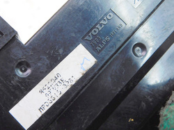 VOLVO S80 I 1999r PRZEŁĄCZNIK SZYBY PRAWY PRZÓD