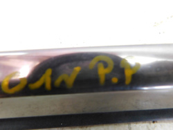 MERCEDES W210 LIFT KOMBI 2.7 01r LISTWA ZGARNIAJĄCA PRAWY PRZÓD