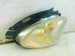 CITROEN XSARA PICASSO 1.8 01r LAMPA REFLEKTOR PRAWY PRZÓD 