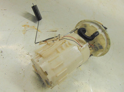 RENAULT MEGANE II DCI 04r CZUJNIK POZIOMU PALIWA 