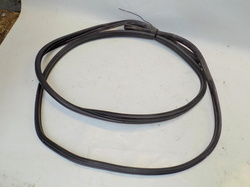 RENAULT TRAFIC II 06r USZCZELKA DRZWI PRAWY PRZÓD