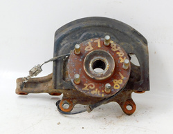 RENAULT KOLEOS I 2.0D 09 ZWROTNICA PIASTA LEWY PRZÓD