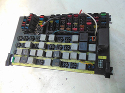 VOLVO B12  IRIZAR 98r SKRZYNKA BEZPIECZNIKÓW