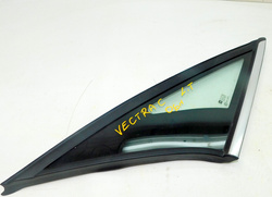 OPEL VECTRA C LIFT GTS SZYBA LEWY TYŁ TRÓJKĄT KAROSERYJNA 