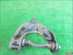 HYUNDAI H-1 H1 STAREX 2007r - WAHACZ PRAWY PRZÓD