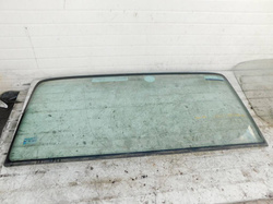 IVECO PACER 260 2005r SZYBA CZOŁOWA PRZEDNIA