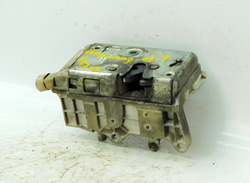 IVECO EUROCARGO 80E21 17,5" 5,9L 04r ZAMEK DRZWI LEWY PRZÓD