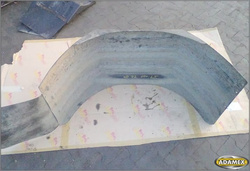 HYUNDAI HD 72 3.9 2000r - NADKOLE LEWY TYŁ