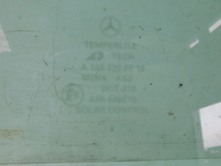 MERCEDES ML W163 2.7 CDI 00r SZYBA DRZWI PRAWY PRZÓD 