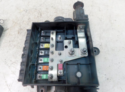 MB ACTROS MP4 12r EURO 5 ROZDZIELACZ PRĄDU HEBEL 500000093