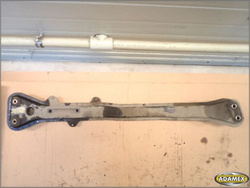 KIA JOICE 2.0 2000r - BELKA SILNIKA ZAWIESZENIA
