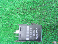 VOLVO V40 S40 1.9TD 98r - PRZEKAZNIK 05070502