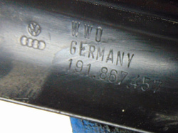 VW GOLF II MK2 91r 5D OSŁONA SŁUPKA LEWY PRZÓD 