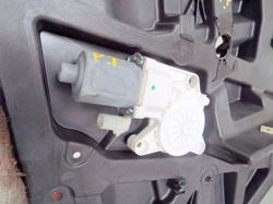 DODGE AVENGER 2007-2015 PODNOŚNIK SZYBY PRAWY TYŁ