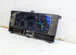 MERCEDES ECONIC 957.661 03r OM906 LICZNIK ZEGARY PRĘDKOŚCIOMIERZ KOKPIT 