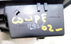 HYUNDAI COUPE TIBURON II 2.7 V6 07r LAMPKA OŚWIETLENIA KABINY 