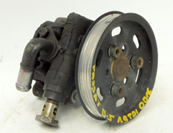 VW PASSAT B5 1.9 TDI POMPA WSPOMAGANIA 8D0145177Q
