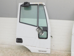 IVECO EUROCARGO 160E25 02-08 DRZWI PRAWE