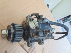  ESPACE IV 3.0DCI 177KM POMPA WTRYSKOWA 8972289195