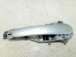 SKODA OCTAVIA II 2005r KLAMKA PRAWY TYŁ SREBRNA LA7W  