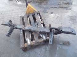 VOLVO FL 220 2005r BELKA POD ZDERZAK