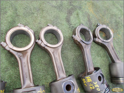 VOLVO FH12 380 96r - TŁOK Z KORBOWODEM