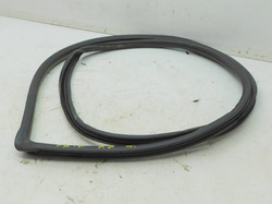 HONDA FRV FR-V I 2.0 2006r USZCZELKA DRZWI PRAWY PRZÓD