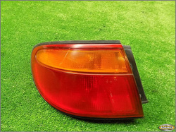 MAZDA MILLENIA S I 1994r SEDAN - LAMPA LEWA TYŁ