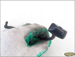 PONTIAC VIBE MATRIX 2006r - DYSZA SPRYSKIWACZ TYŁ