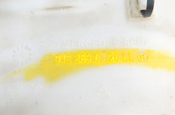 MB ACTROS MP3 MP4 ZBIORNIK ZBIORNICZEK SPRYSKIWACZY 9438690020